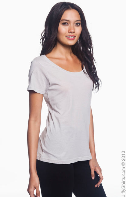 Women's Featherweight Scoop T-Shirt - Silver