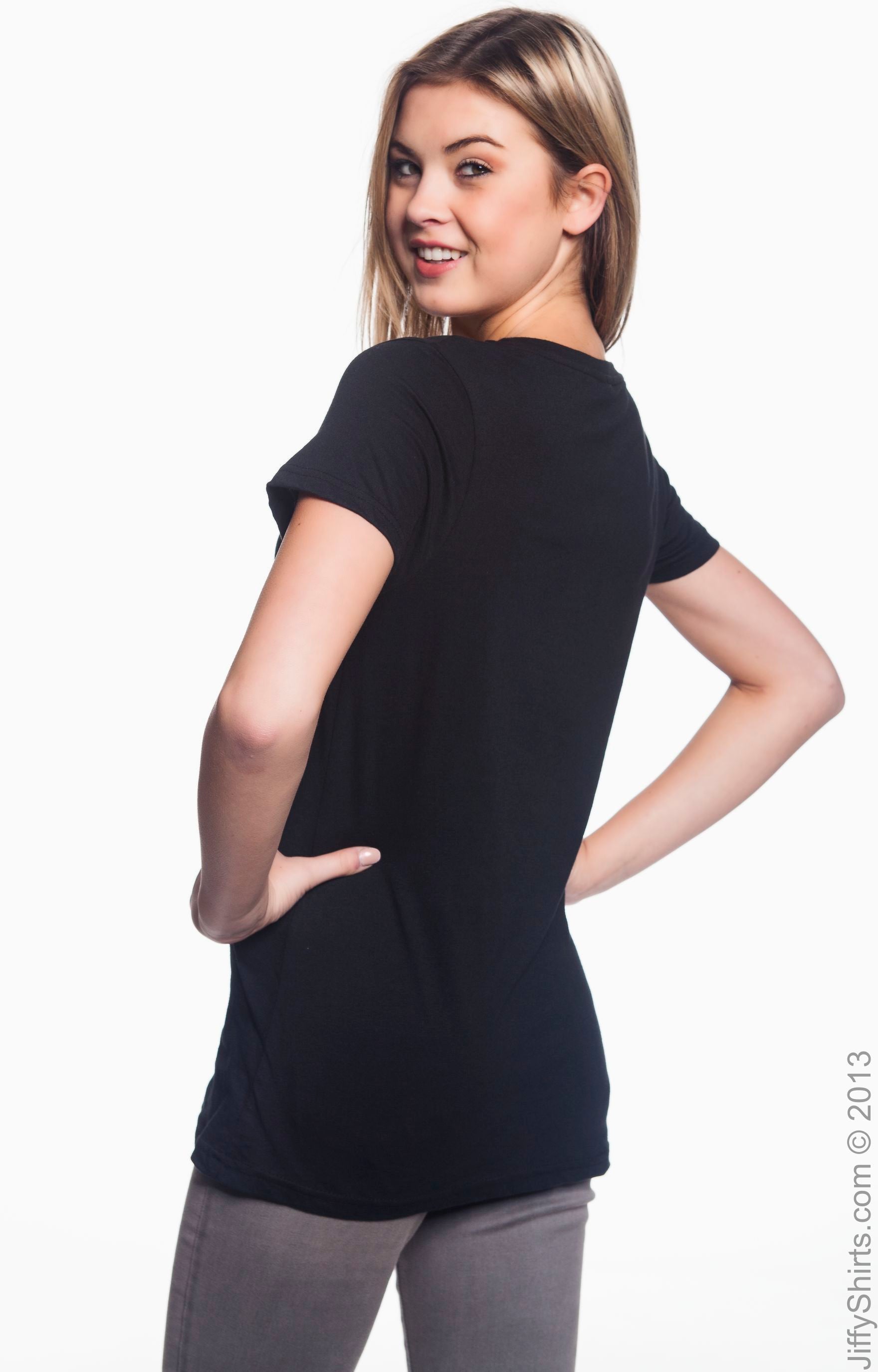 Women's Featherweight Scoop T-Shirt - Black