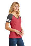 Women's Game V-Neck Tee - Heather Red / Heather Ch