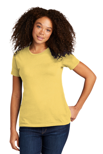 Women's Boyfriend T-Shirt - Banana Cream