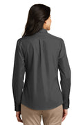 Women's Long Sleeve Carefree Poplin Shirt - Graphite